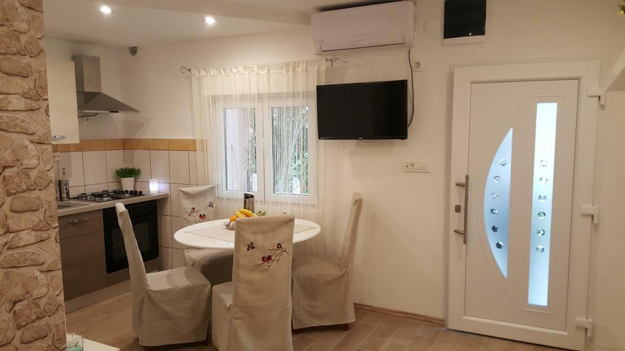Apartmani Sarm Вир Экстерьер фото
