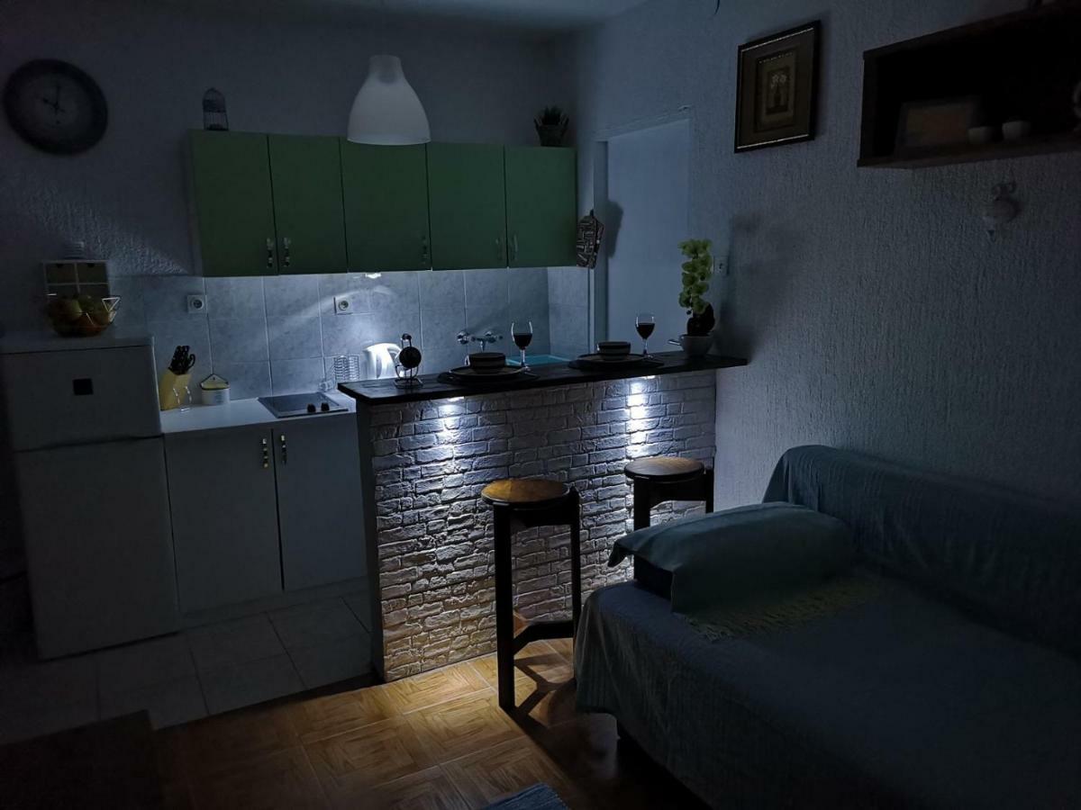 Apartmani Sarm Вир Экстерьер фото